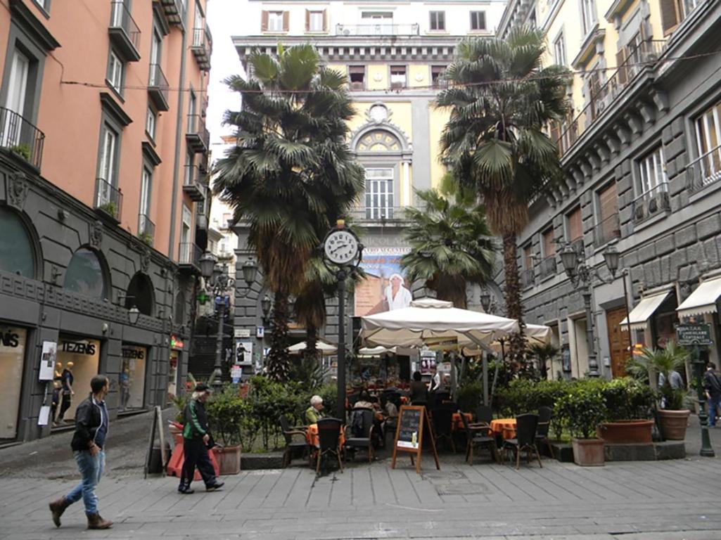 Casa Vacanze Napoli Centro Carmen & Sara Eksteriør bilde