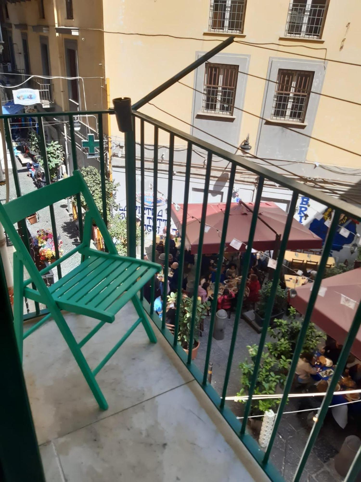 Casa Vacanze Napoli Centro Carmen & Sara Eksteriør bilde